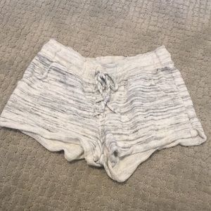 SUPER CUTE AND COMFORTABLE